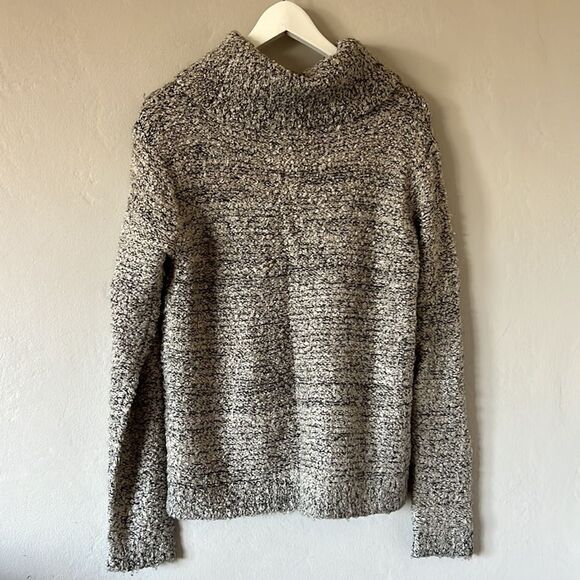 Pins & Needles Turtleneck Sweater - Picture 7 of 9